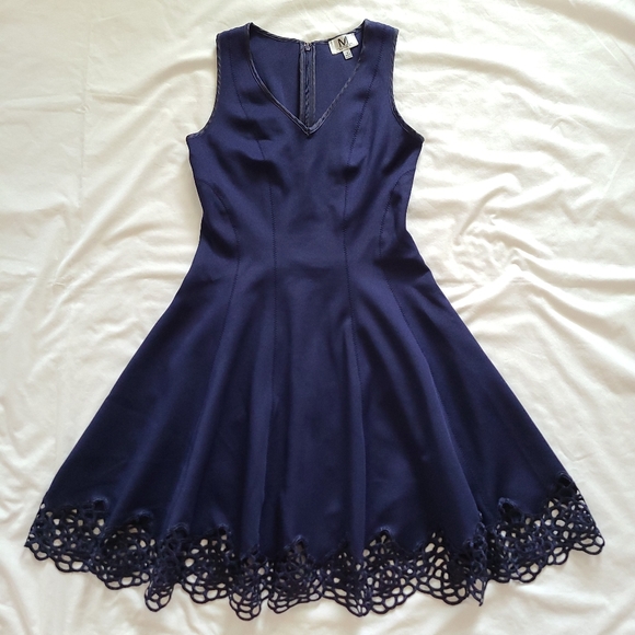 ❤️EUC M by Maia Navy Blue A-Line Sleeveless Embroidered Hem Panel Scuba Dress, 6 - Picture 2 of 13
